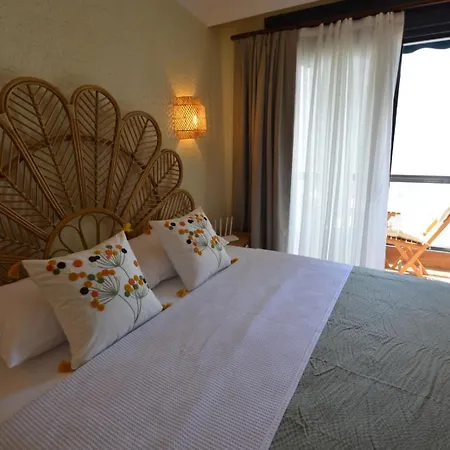 Ados 2* Marmara Adasi