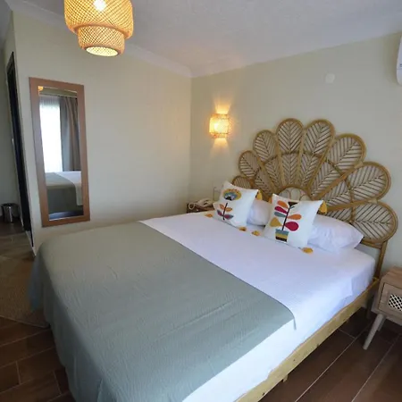 Ados Hotel Marmara Adasi