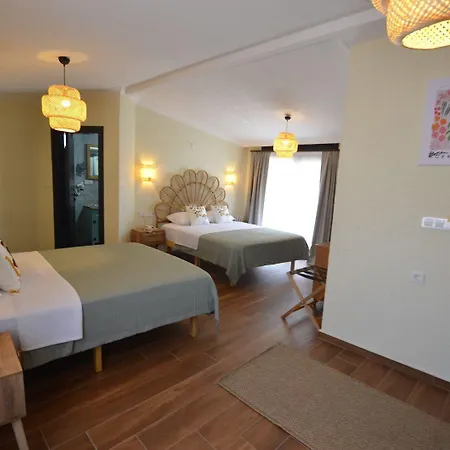 Ados Hotel Marmara Adasi